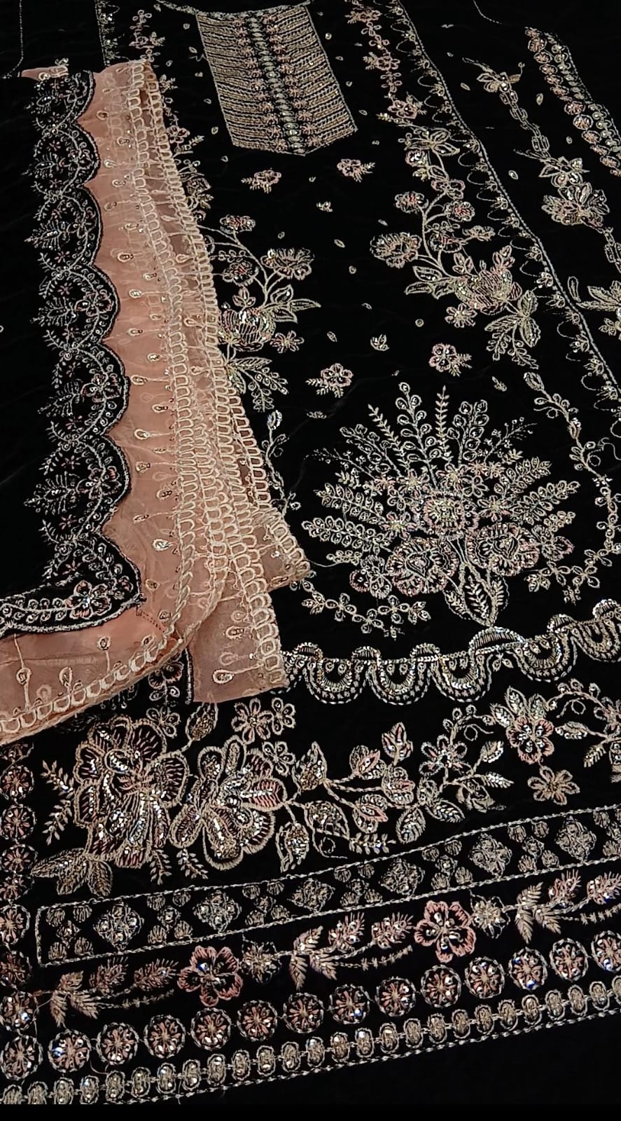 Aneela's Embroided velvet 3 Piece Article Unstiched