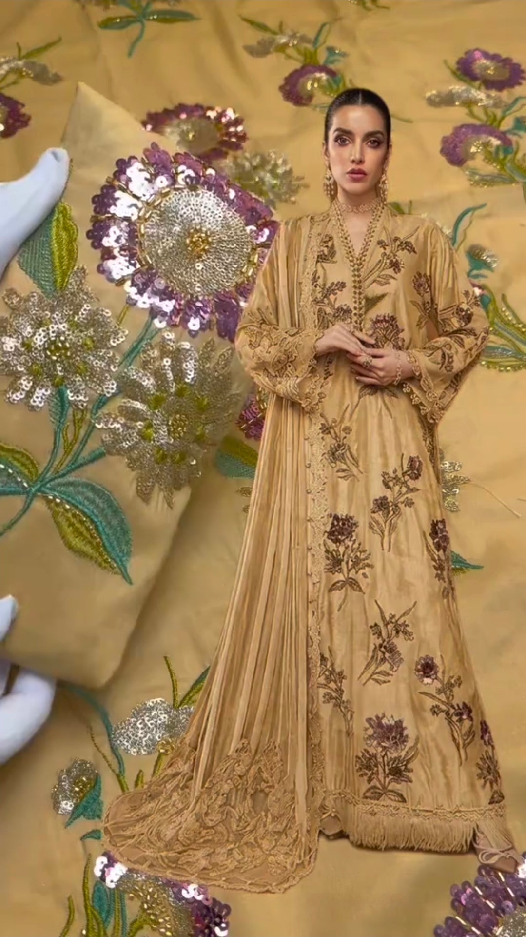 Maria.B Luxury Lawn Cutdana Article 3pc (Unstitched)