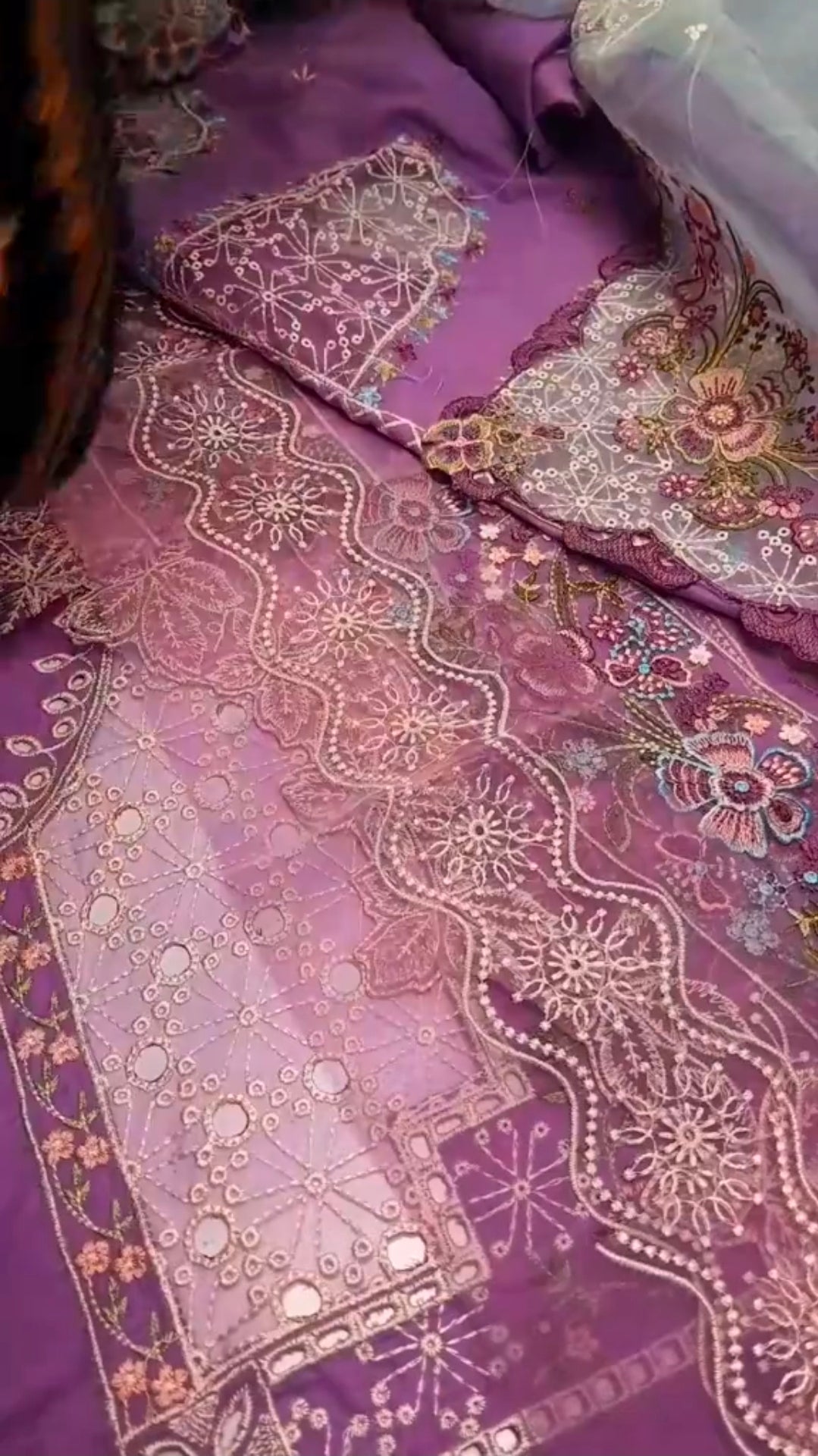 Bin ilyas Luxury Lawn with Monar ready Dupatta 3pc (Unstitched)