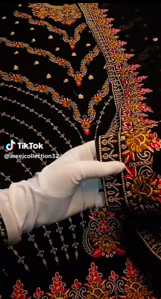 Embroided Luxury Lawn 3pc Article with Chiffon Dupatta (Unstitched)