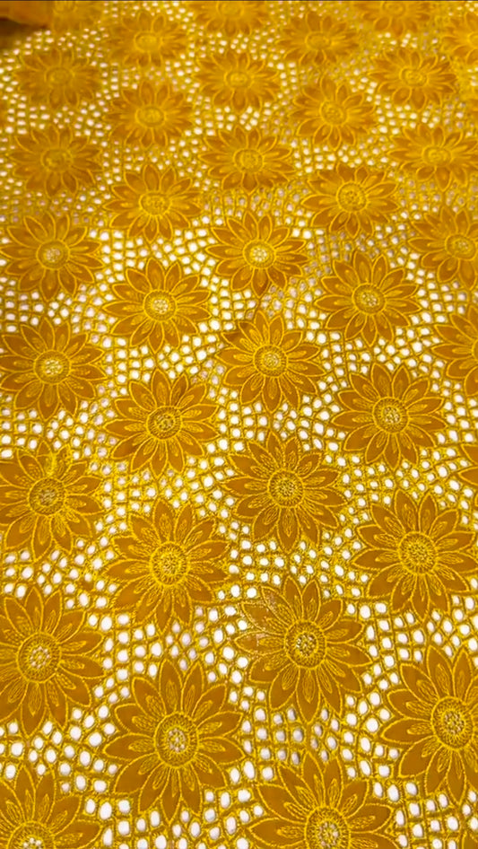Johra Luxury Lawn 4pc Article with inner (Unstitched)