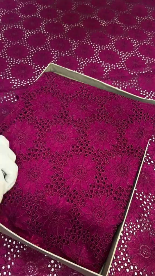 Johra Luxury Lawn 4pc Article with inner (Unstitched)