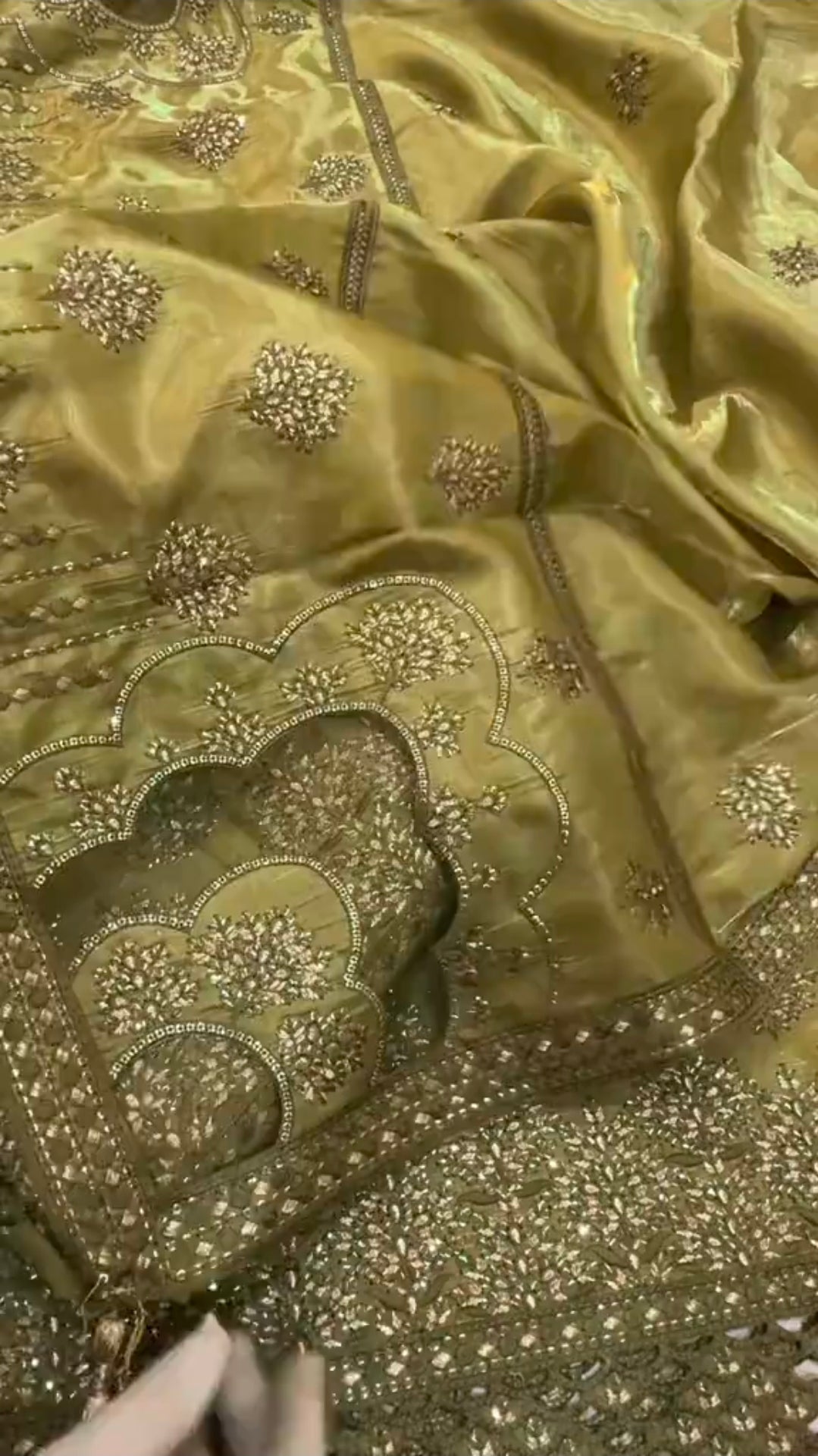 Luxury Sheesha Silk 2pc Article (Unstitched)